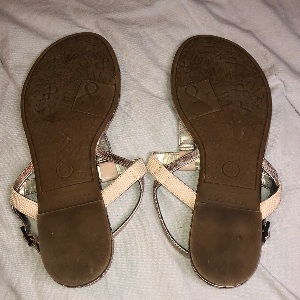 Like New Sandals - Picture 5 of 5